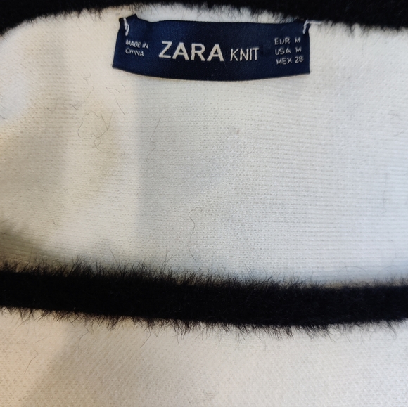 Zara Knit Skirt - Medium - Picture 8 of 9